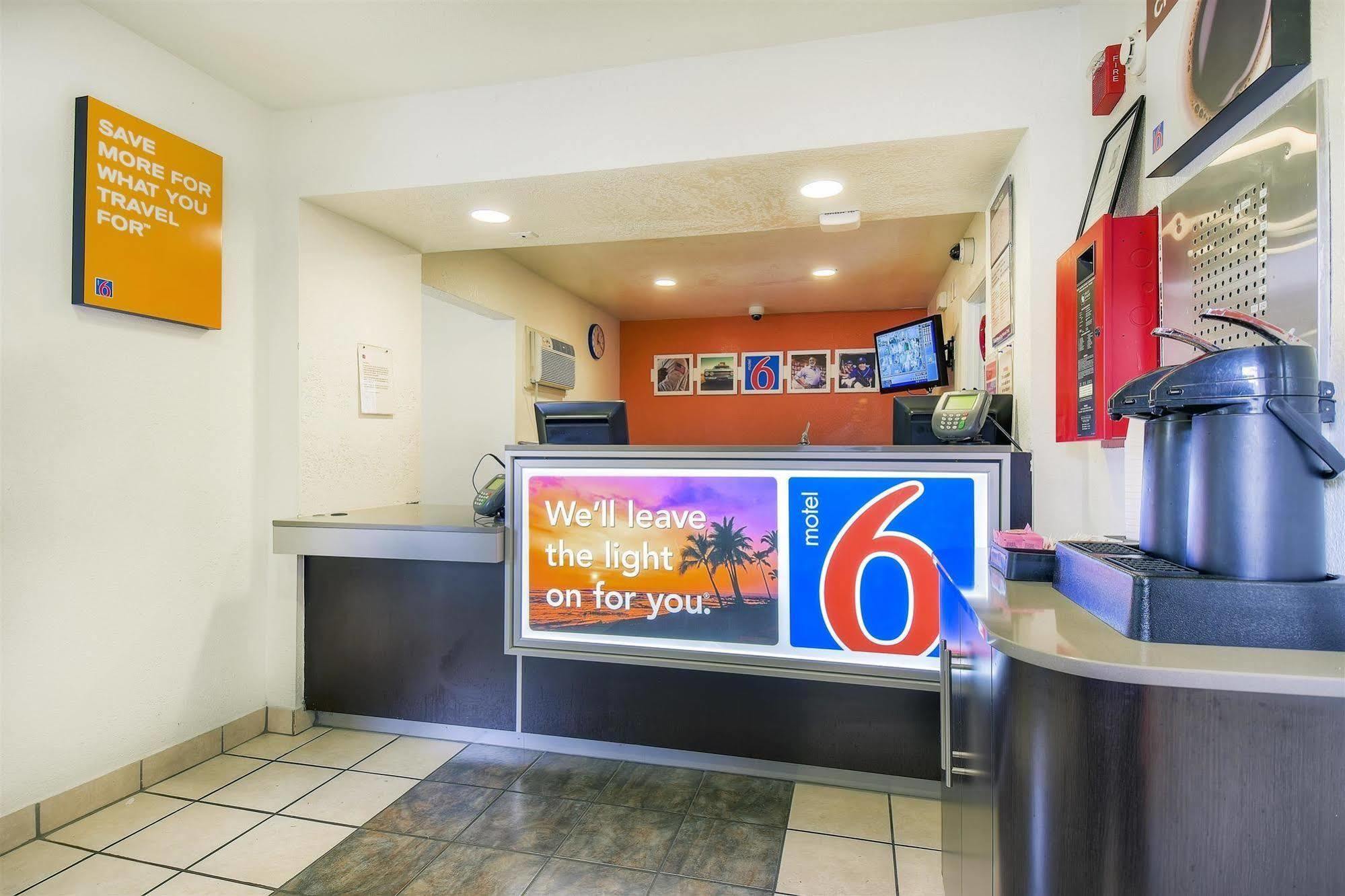 Motel 6-Chino, Ca - Los Angeles Area Exteriör bild