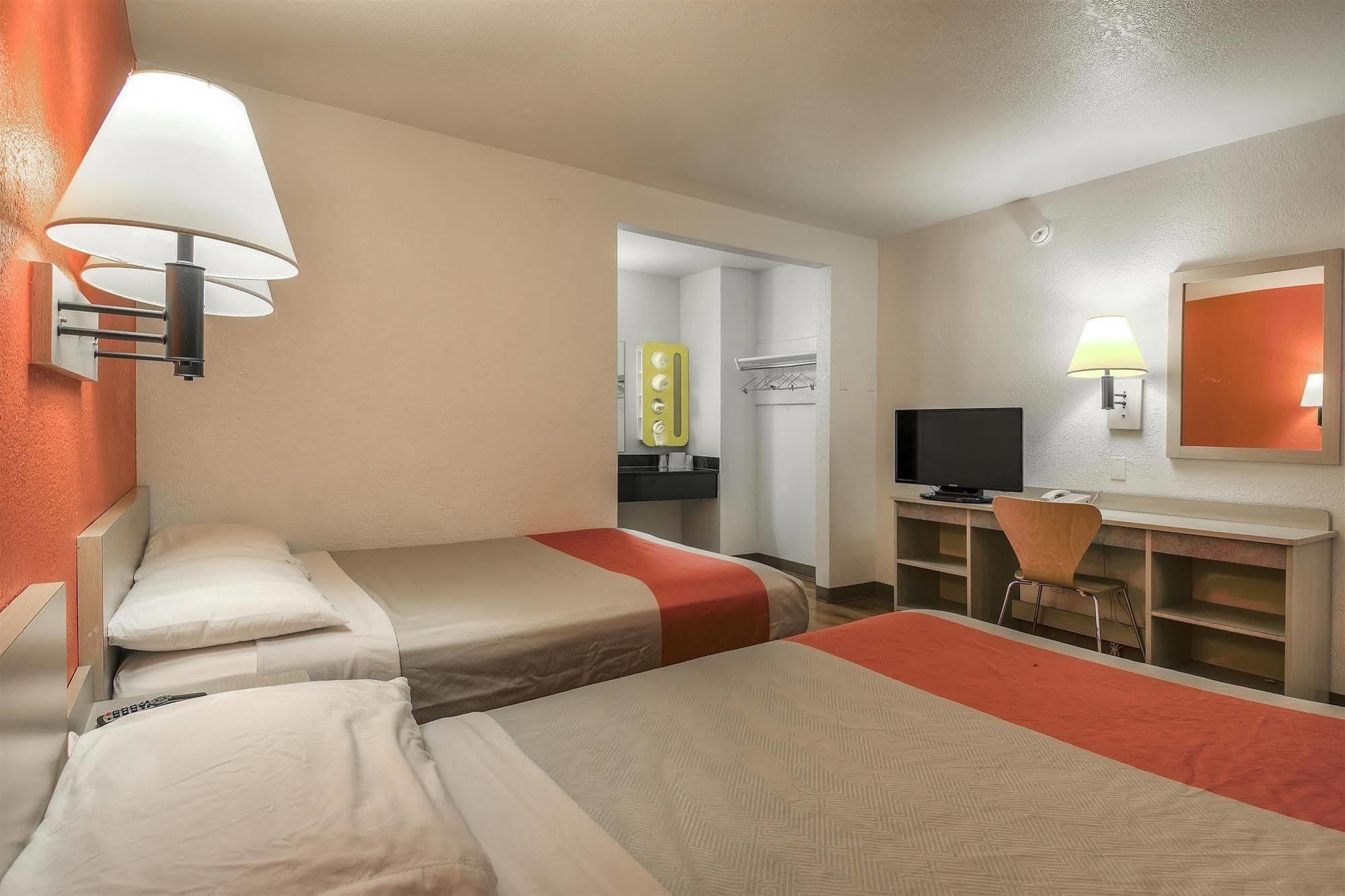 Motel 6-Chino, Ca - Los Angeles Area Exteriör bild