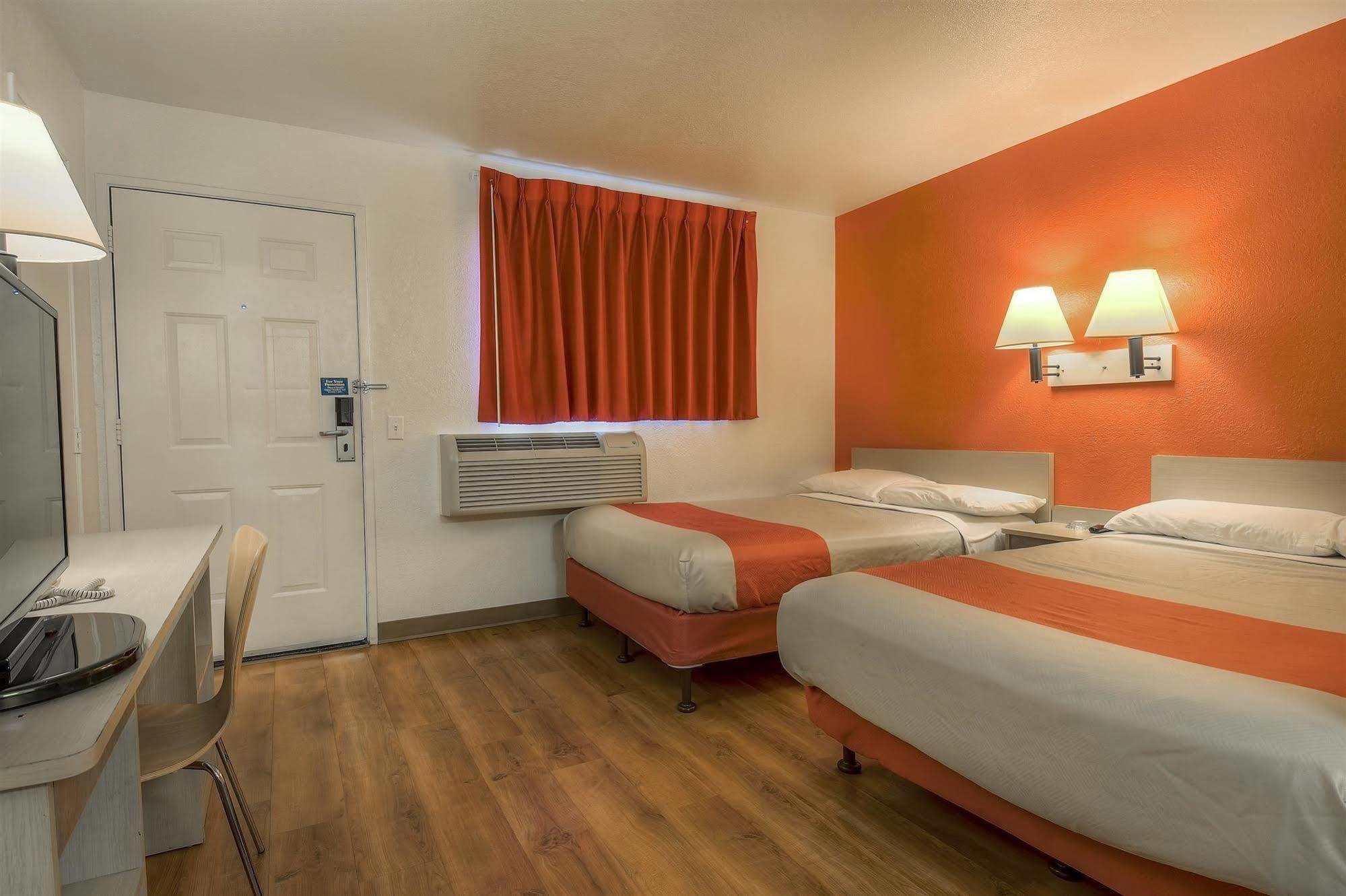 Motel 6-Chino, Ca - Los Angeles Area Exteriör bild