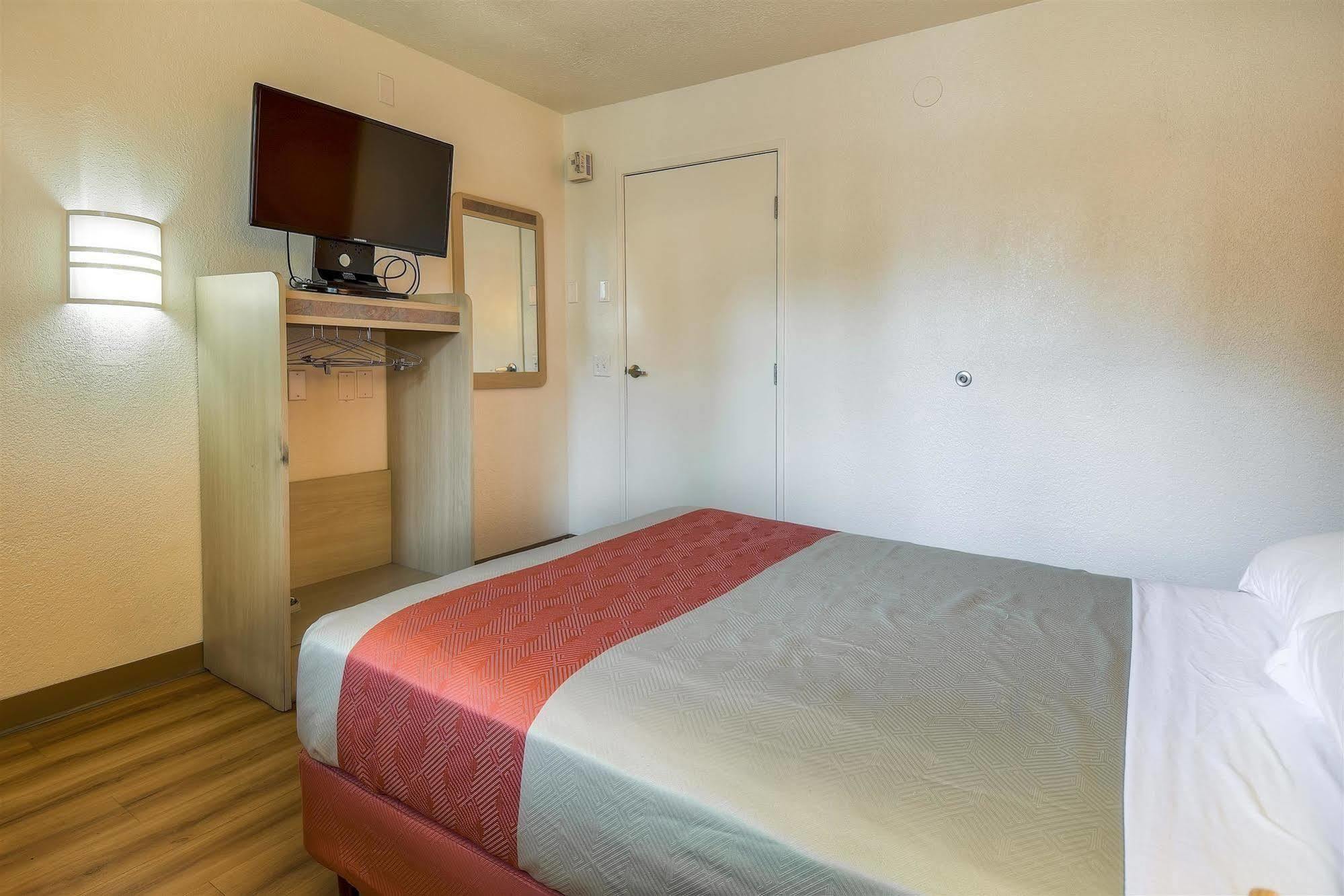 Motel 6-Chino, Ca - Los Angeles Area Exteriör bild